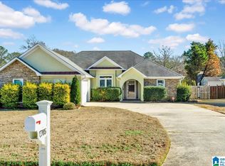 1705 Bradford Ln, Bessemer, AL 35022