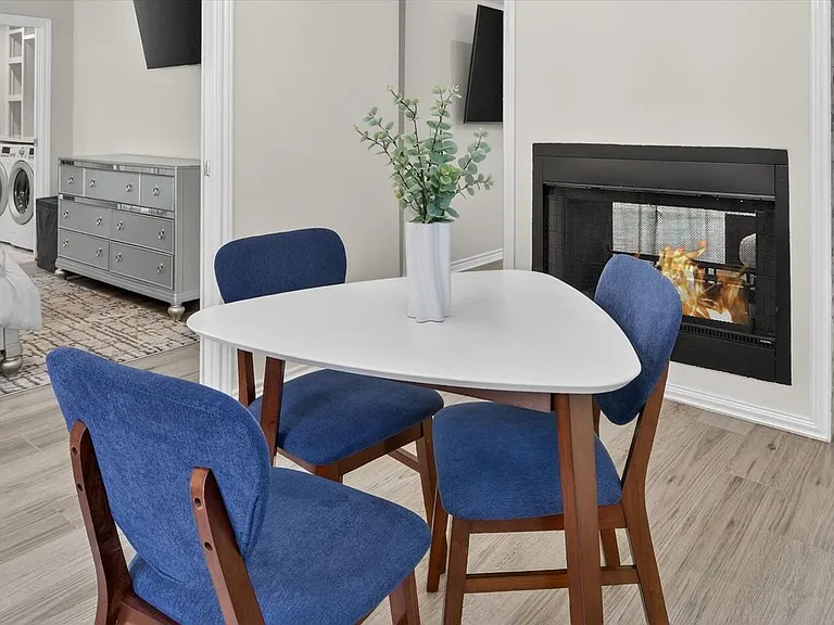 4315 Cabell Dr — Photo 10