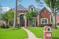 Haughton Dr-0406-001.jpg