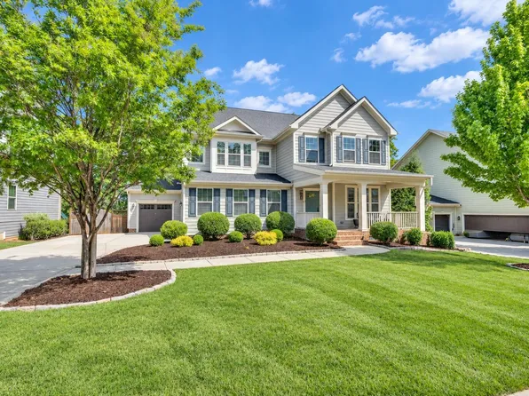 899 Legacy Falls Dr S, Chapel Hill, NC 27517