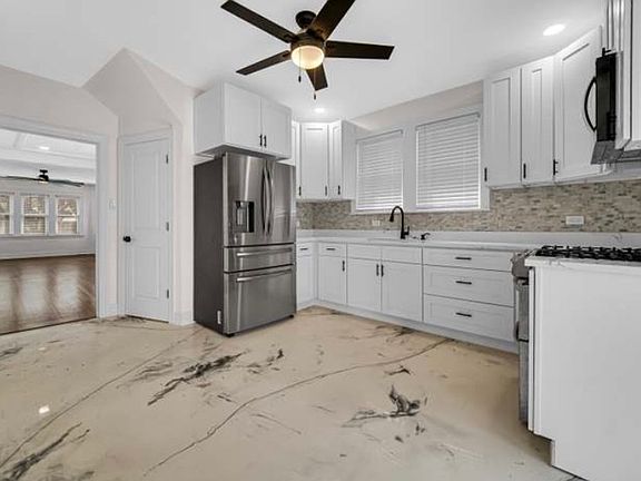 2nd image of 3010 N Nottingham Ave