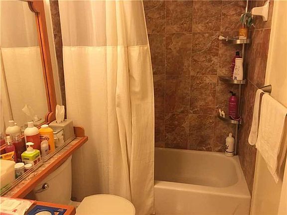 2nd image of 1084 NE 209th Ter