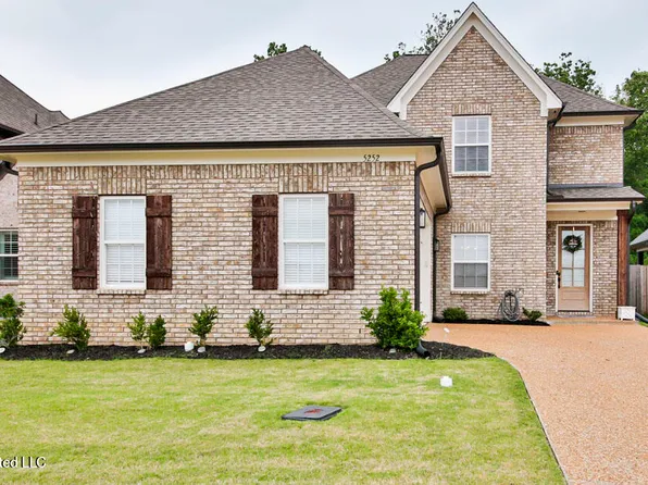 5252 Watson View Dr, Nesbit, MS 38651