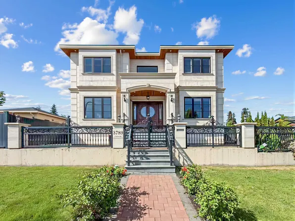 3789 Clinton St, Burnaby, BC V5J 2J8