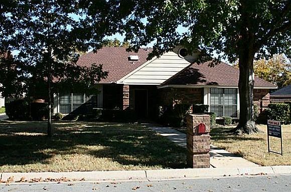1st image of 3108 Windy Hl