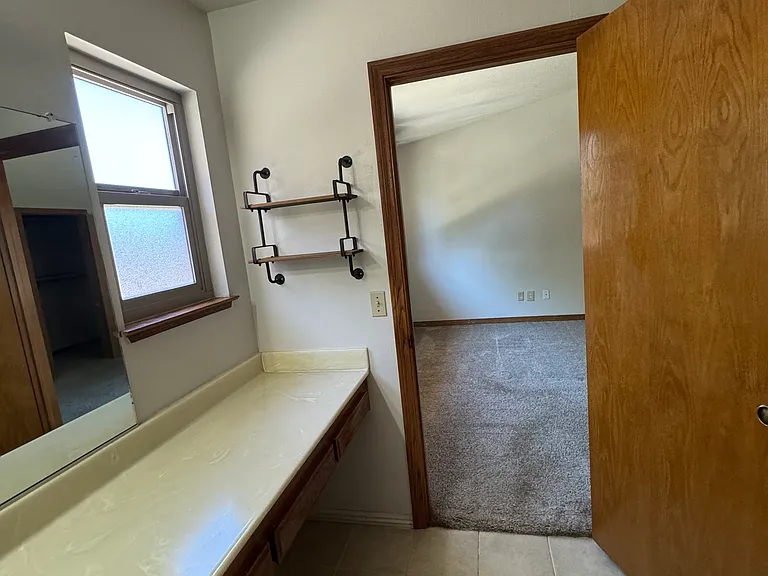 Master bedroom bathroom