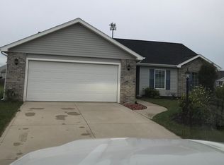 207 River Rock Pass, Fort Wayne, IN 46814
