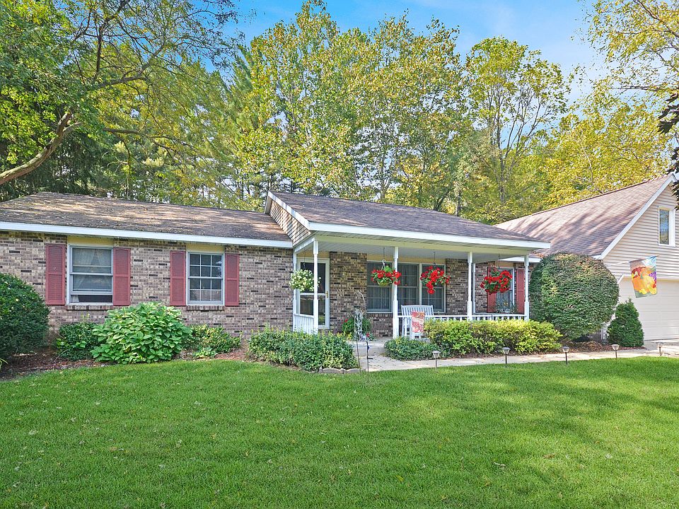 710 Gun River, Plainwell MI