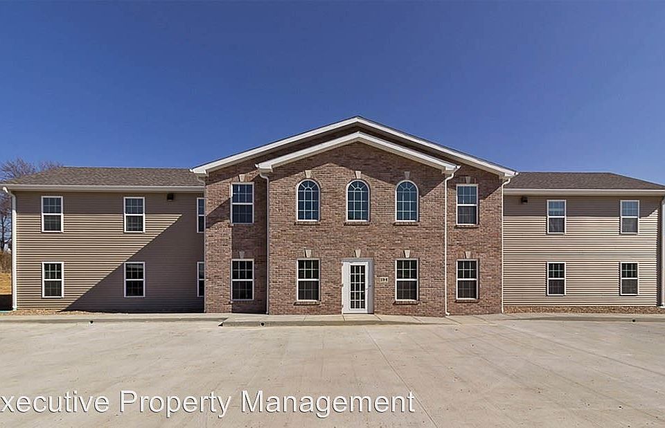 1st image of 194 Lotus Dr APT 2