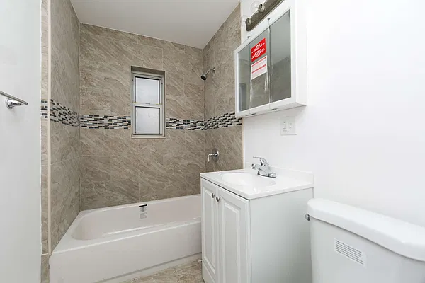 Sold by Keystone Realty USA Corp | media 9