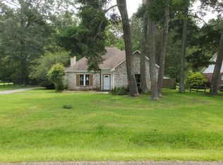 13350 Savannah Dr, Walker, LA 70785