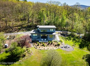 23 Traver Hollow Rd, Boiceville, NY 12412