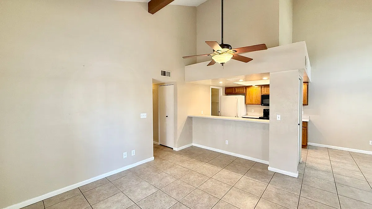 2 bed, 2.0 bath, 907 sqft, $1,650 — Photo 4