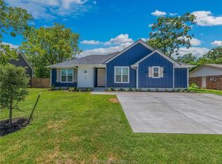 1220 Neal Pickett Dr, College Station, TX 77840