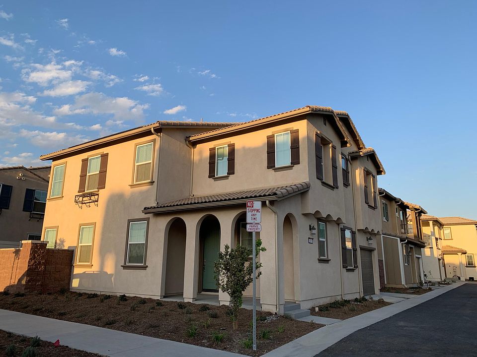 1st image of 16065 Huckleberry Ave