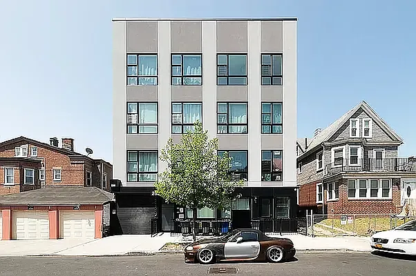 Rented by Twin Group | media 13