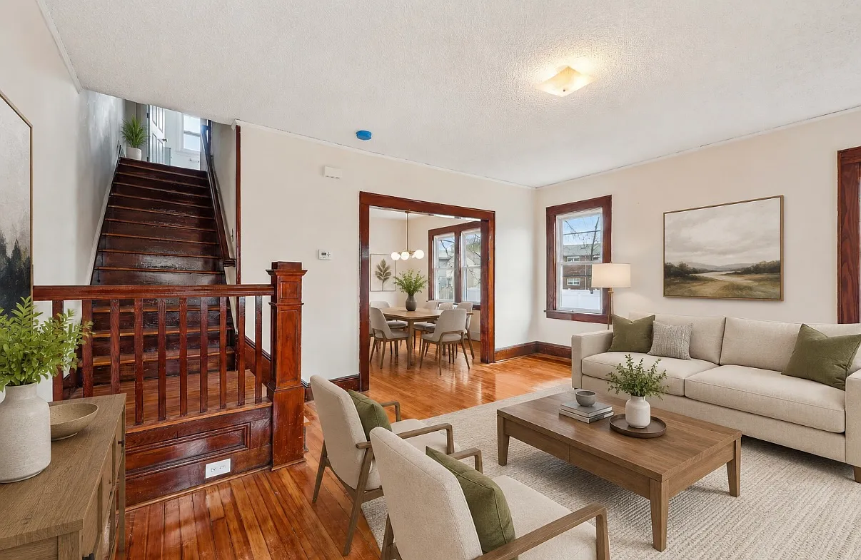 3 bed, 2325 sqft, $3,500 — Photo 1
