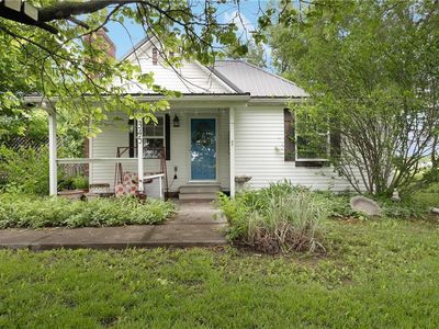 345 SW 100th Rd, Centerview, MO, 64019
