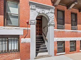 8 Battery St APT 8, Boston, MA 02109