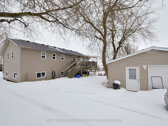 4th image of 160 Elora St W