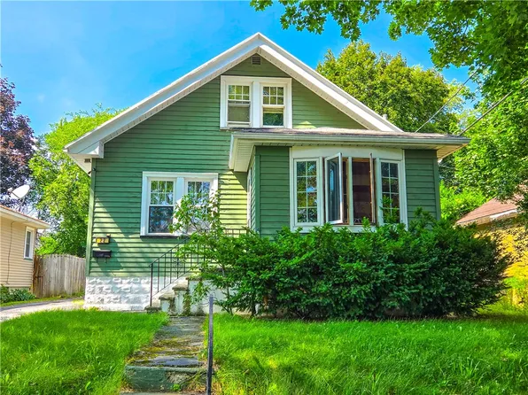 22 Bergen St, Rochester, NY 14606