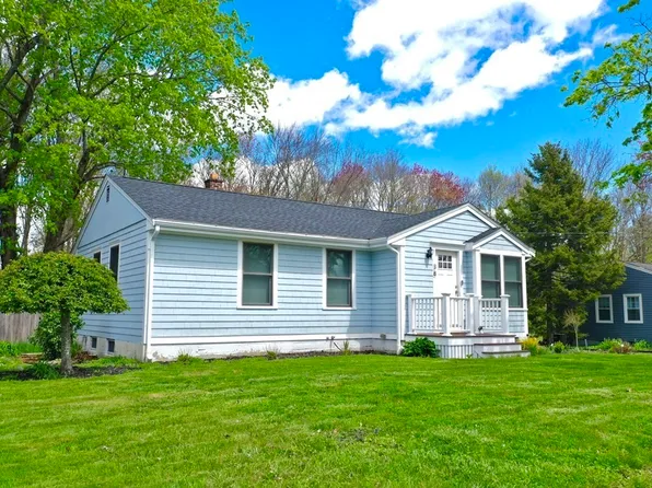 38 Ashley Dr, East Bridgewater, MA 02333