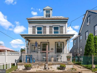 567 Linden St, Bristol, PA, 19007