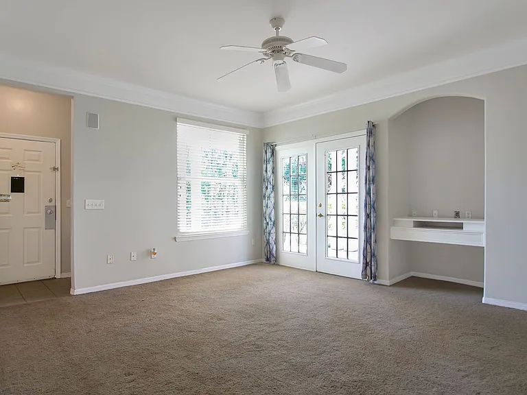 5002 Mangrove Aly #8102 — Photo 9