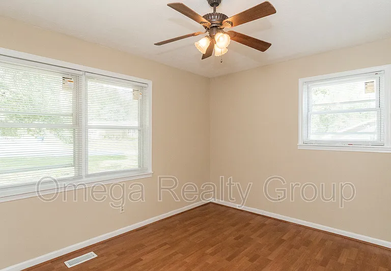 2600 Fitzgerald Rd — Photo 26