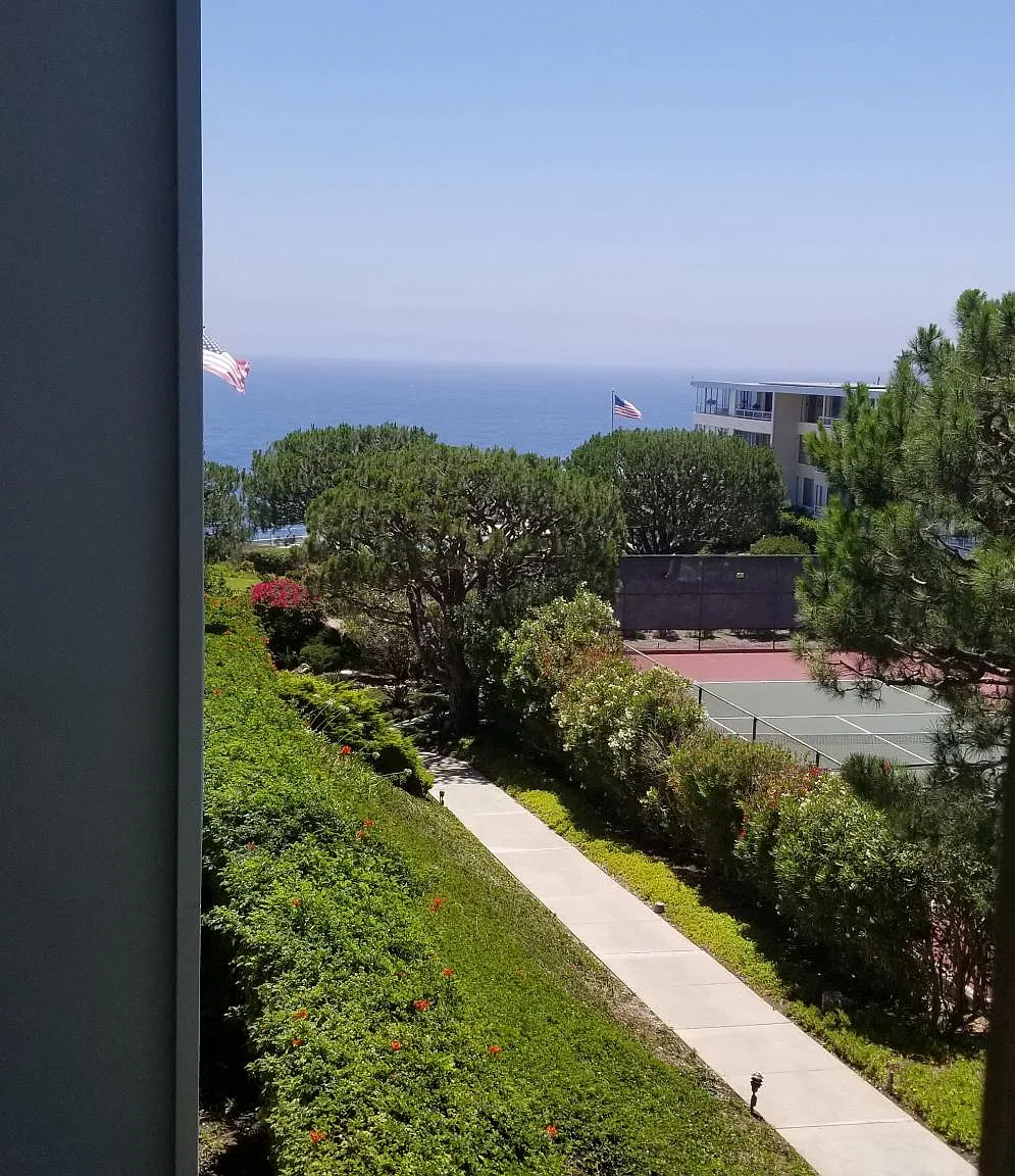 32735 Seagate Dr — Photo 1