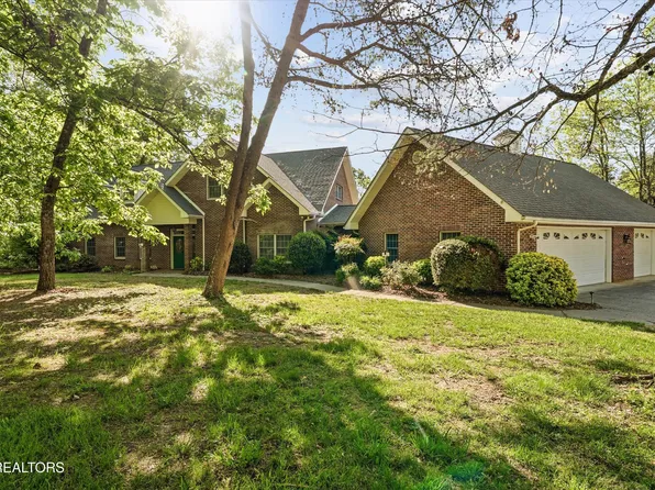 2168 Ranch Rd, Dandridge, TN 37725