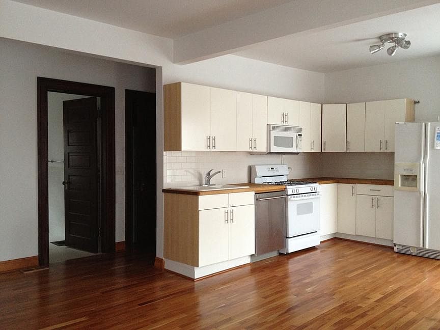 1st image of 289 Highland Ave #2