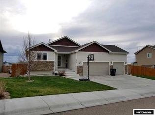 5910 S Oak St, Casper, WY 82601