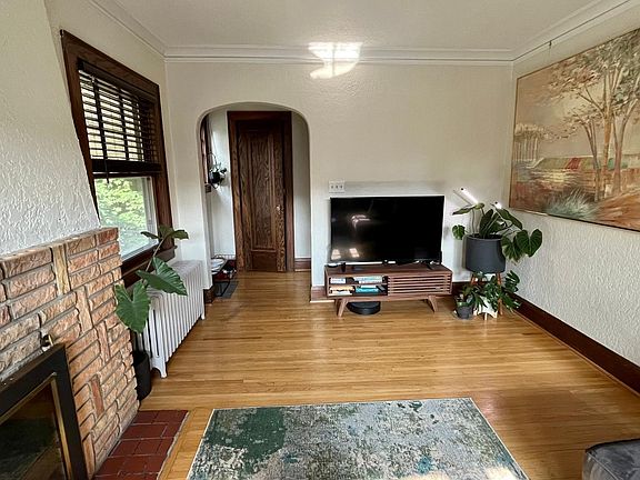 2nd image of 1673 Randolph Ave #2