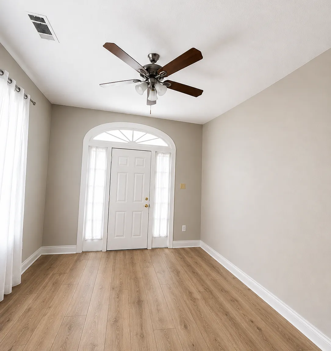 3 bed, 1100 sqft, $1,650 — Photo 2
