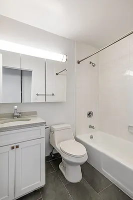 Rented by Compass | media 18