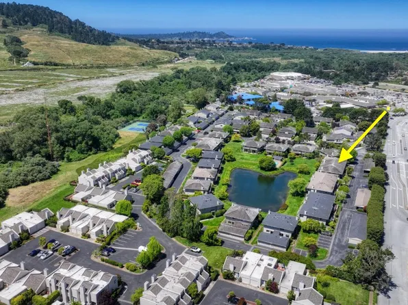 3850 Rio Rd APT 24, Carmel, CA 93923