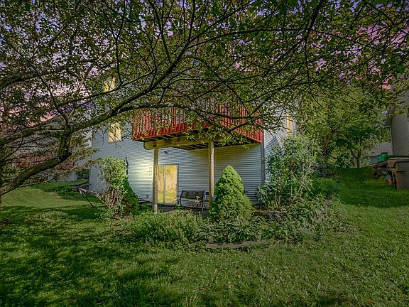 5th image of 7818 Twinflower Dr