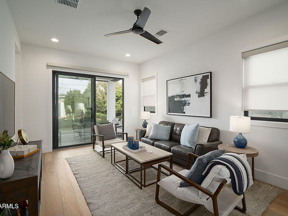 5th image of 3226 E GLENROSA Avenue