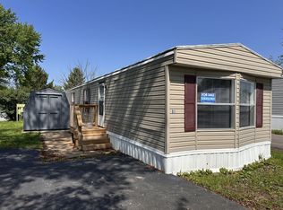 31 Riviera Dr, Belleville, IL 62221