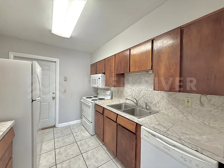 7963 Le Mans Dr — Photo 11
