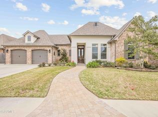 119 Snapping Ln, Broussard, LA 70518
