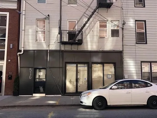 516 Paterson Plank Rd #2R, Jersey City, NJ 07307