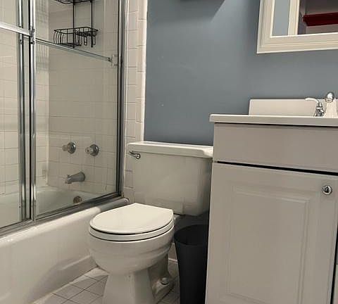 4th image of 1011 Arlington Blvd #S-915