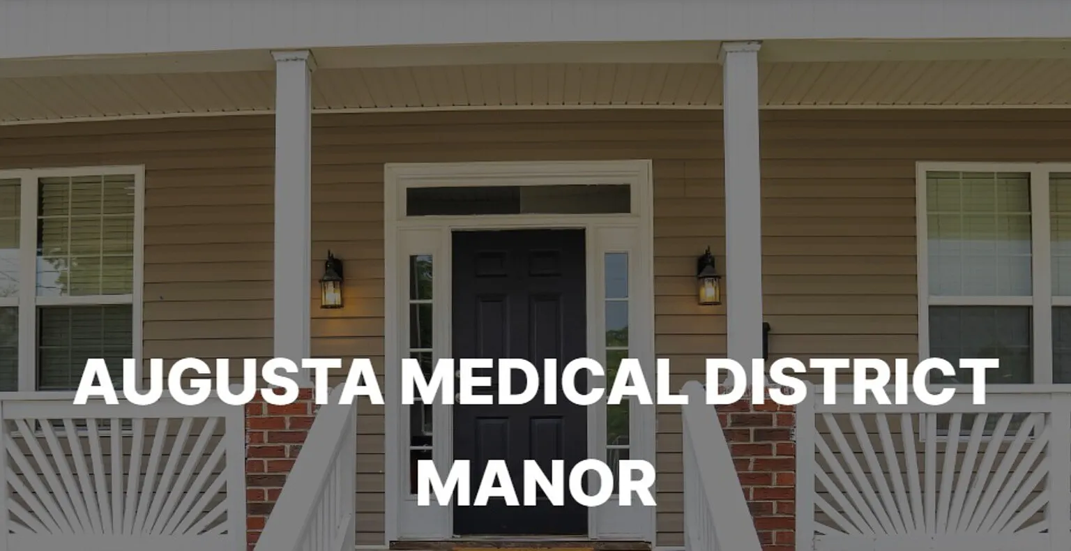 The Augusta Medical District Manor — Photo 1