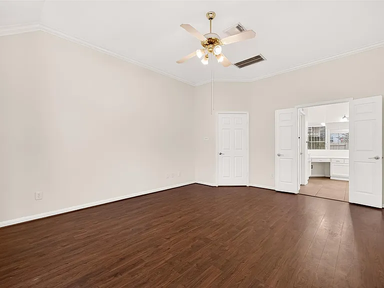 12831 Dove Point Ln — Photo 35