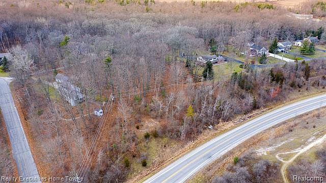 2nd image of 00 North Rd