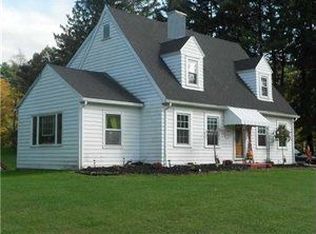 9623 State Rd, Boston, NY 14069