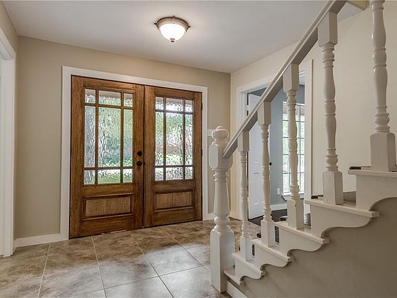 5th image of 1628 Canyon Oaks Dr