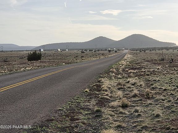 5th image of 0 Fort Rock Rd